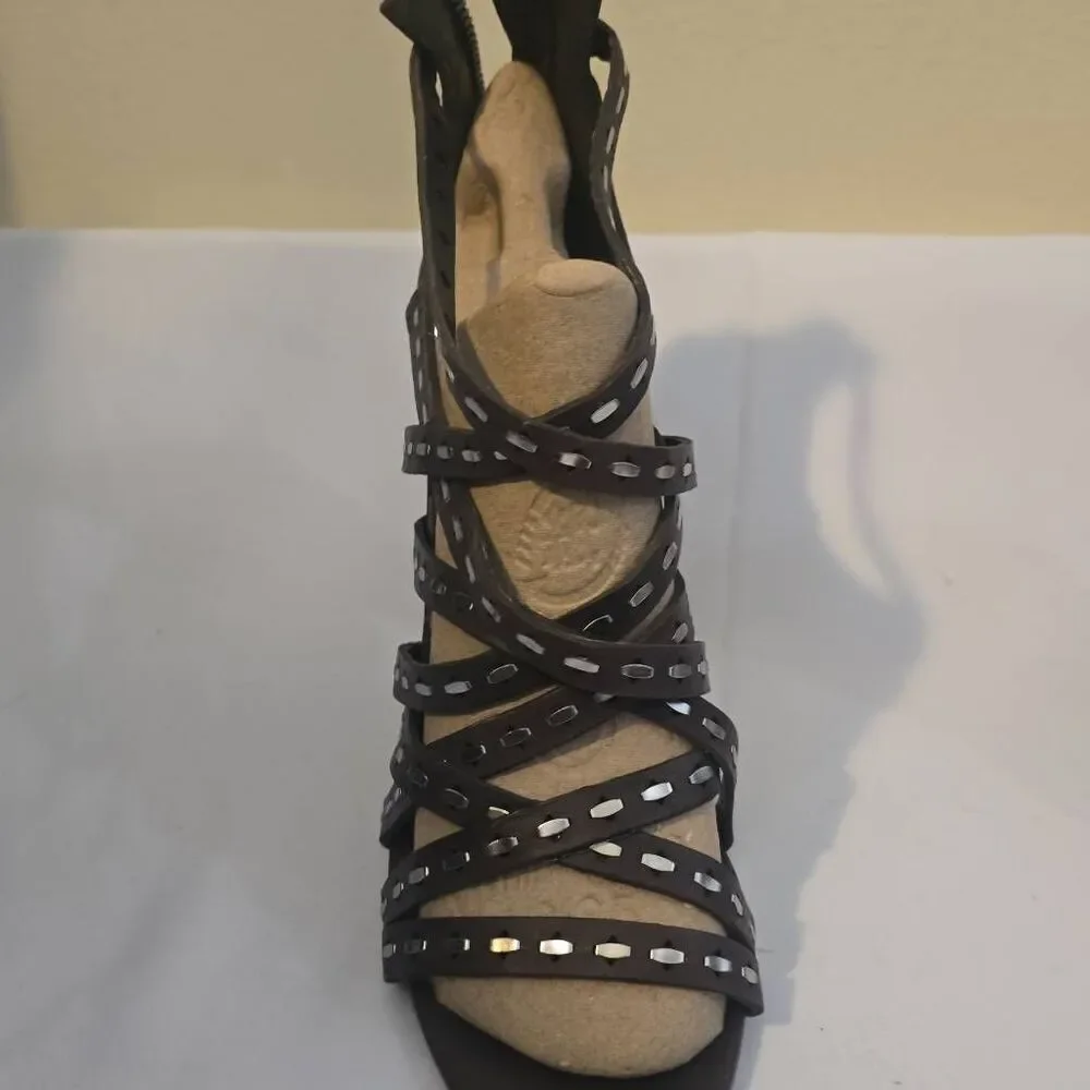 Charles Jourdan Brownish Gray Leather Sandals w/Heels, Flat Studs, Size 9, NEW
